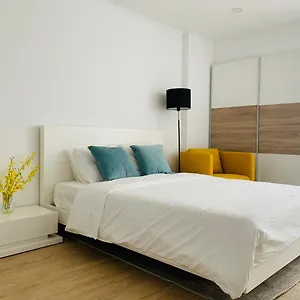 https://the-apartment-near-the-beach-in-oeiras.hotels-lisbon-portugal.com