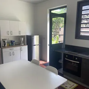 https://manaeva-l6.frenchpolynesia-hotels.com